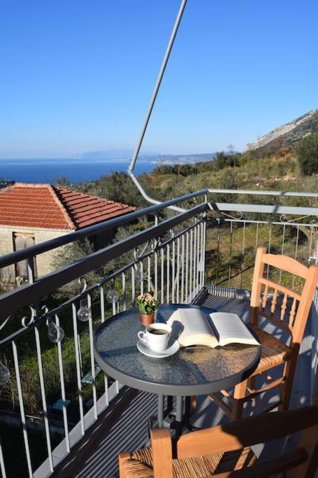 O Palaios Fournos Tou Andrea Apartamento Argostoli  Exterior foto